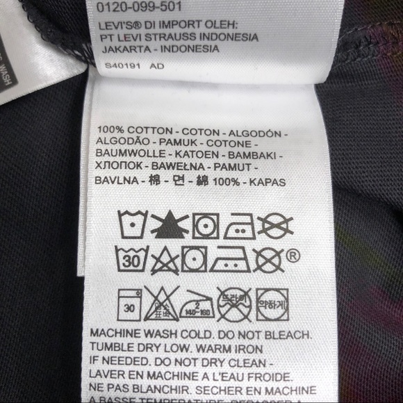 Levi’s NWT Pokémon 25th Anniversary T-Shirt sz XL - Picture 6 of 14